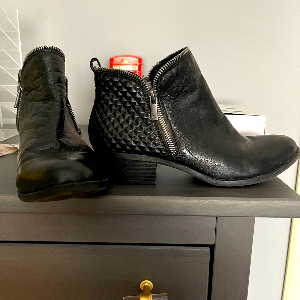 Lucky Basel Booties Sz 7.5
